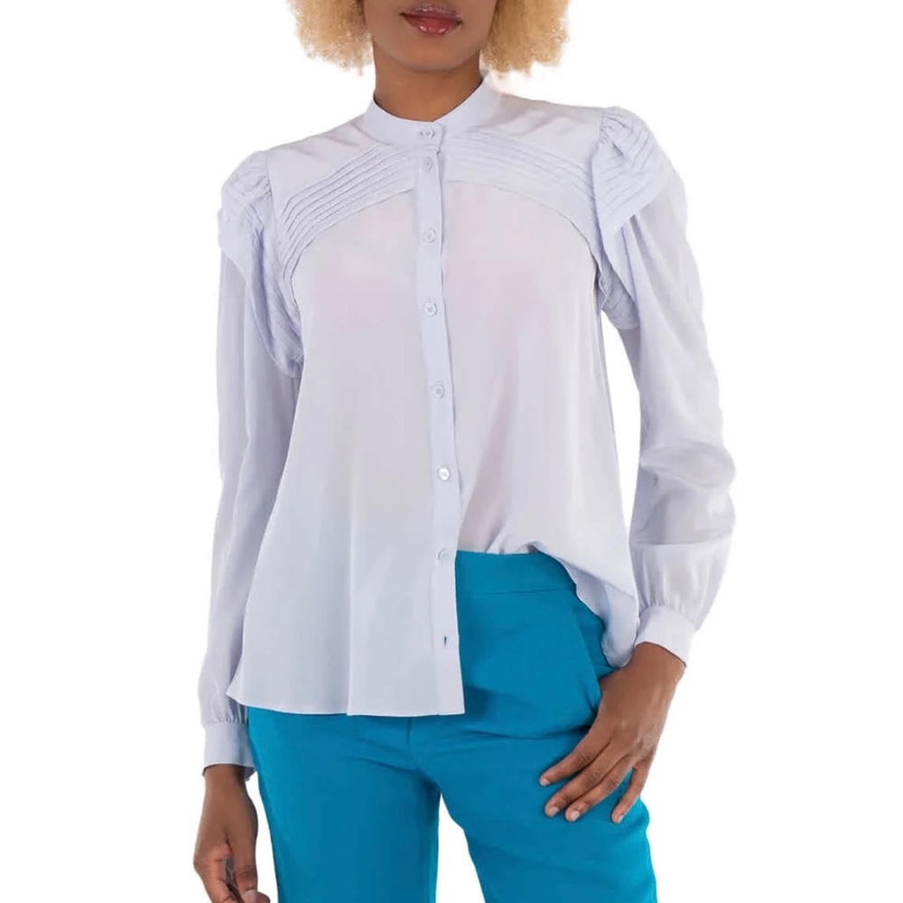 Chloe Ladies Blue Pleat Detail Silk
Visitar ›
Blouse, Brand Size 42 in USA 6